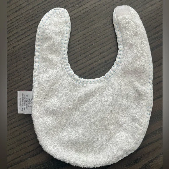 3Marthas Seersucker Bunny Baby Bib - Picture 2 of 4